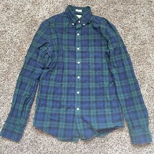 Long sleeve button up shirt